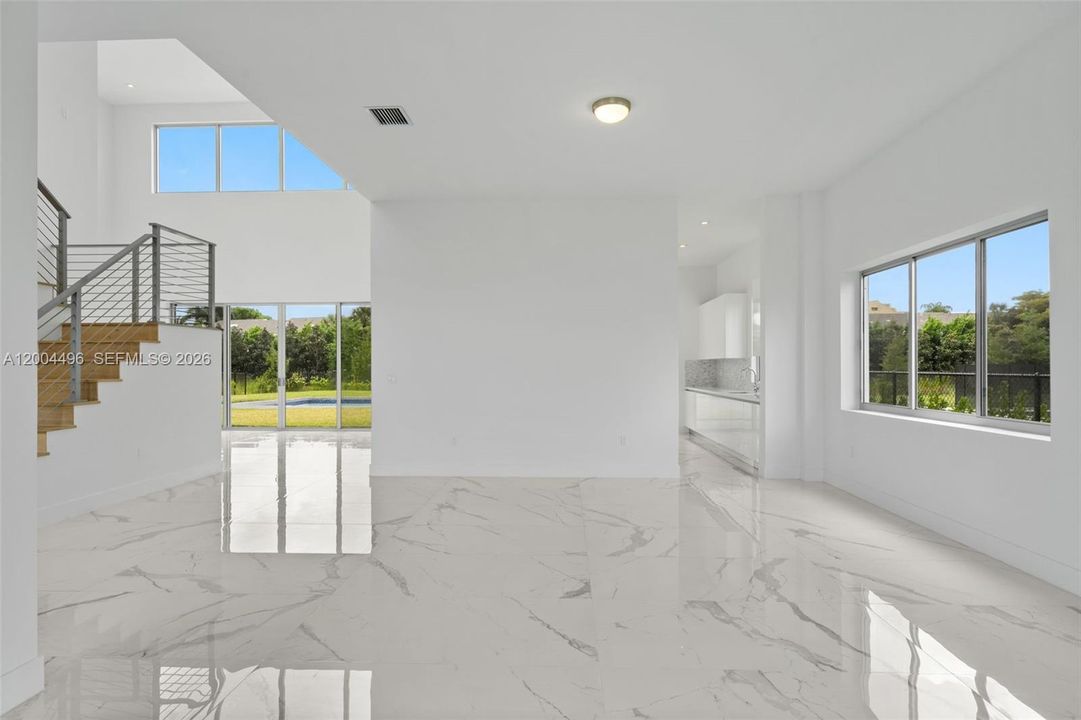 En Venta: $2,375,000 (5 camas, 5 baños, 3772 Pies cuadrados)