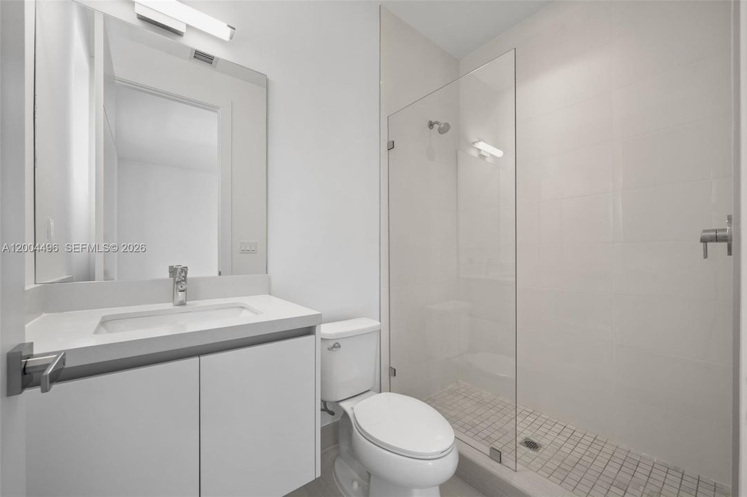 En Venta: $2,375,000 (5 camas, 5 baños, 3772 Pies cuadrados)
