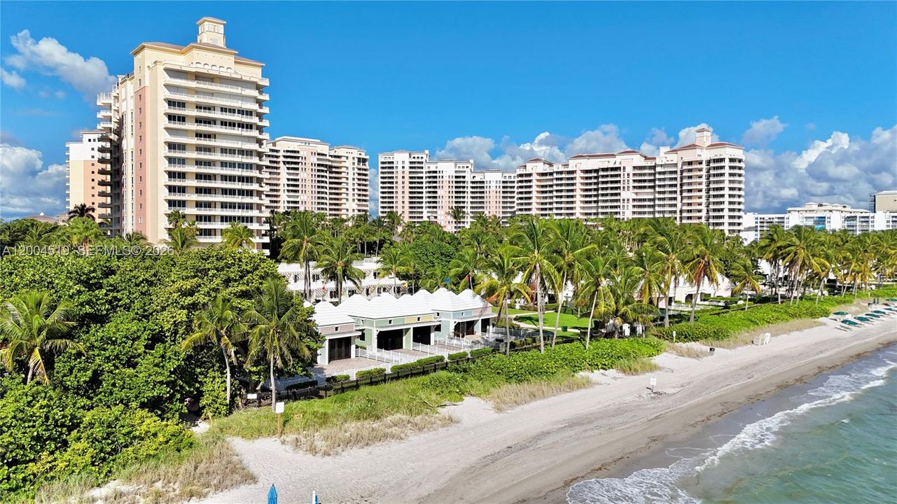 For Sale: $1,950,000 (2 beds, 2 baths, 1700 Square Feet)