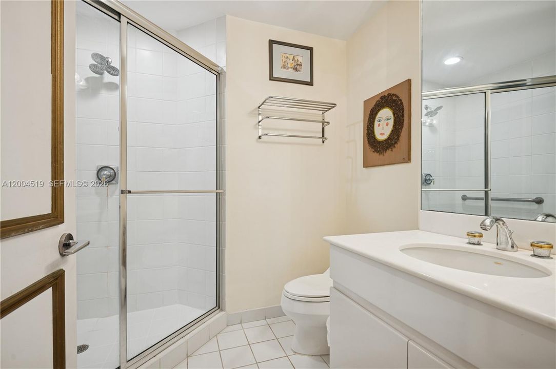 For Sale: $1,950,000 (2 beds, 2 baths, 1700 Square Feet)