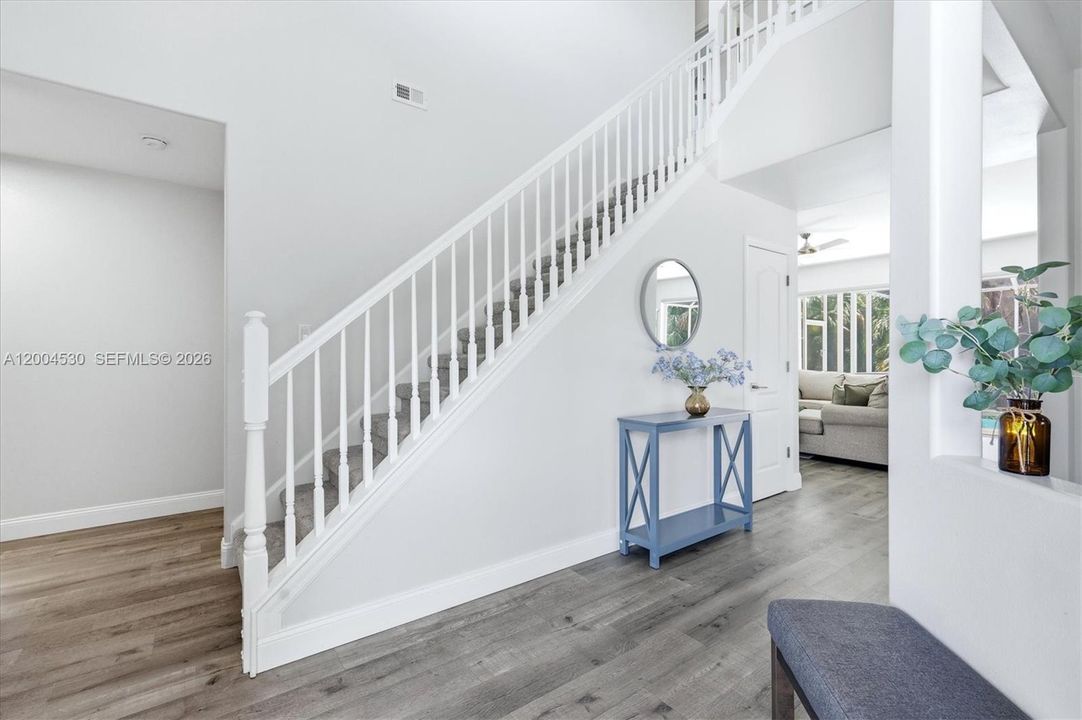 For Sale: $1,100,000 (5 beds, 3 baths, 3912 Square Feet)
