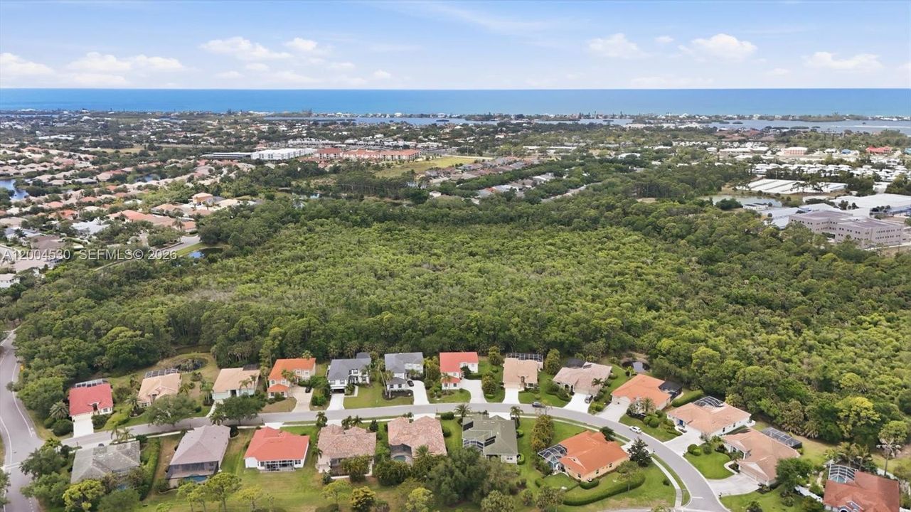 For Sale: $1,100,000 (5 beds, 3 baths, 3912 Square Feet)