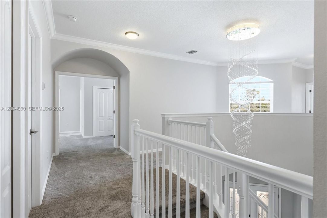 For Sale: $1,100,000 (5 beds, 3 baths, 3912 Square Feet)