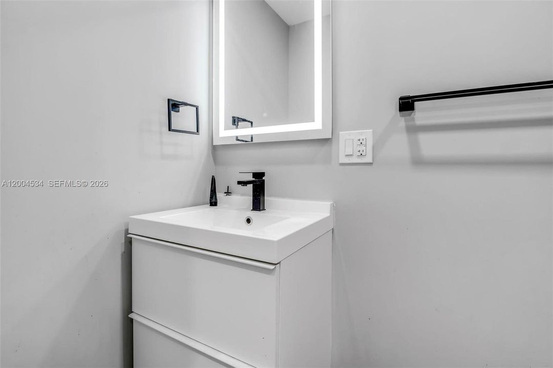 For Sale: $500,000 (3 beds, 2 baths, 0 Square Feet)