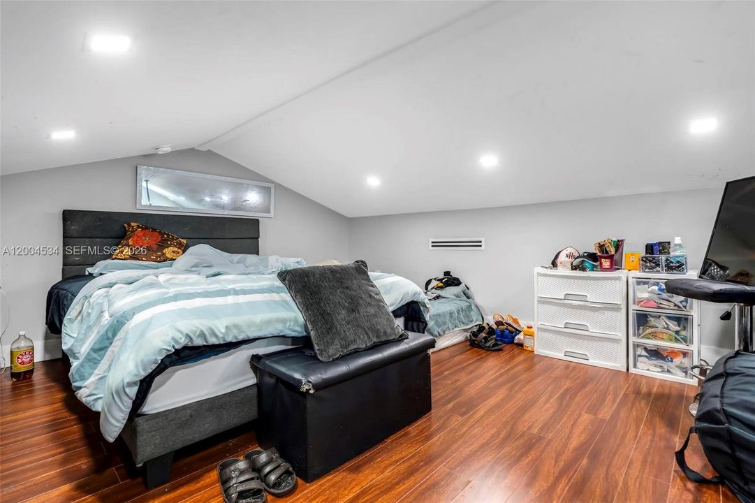 For Sale: $500,000 (3 beds, 2 baths, 0 Square Feet)