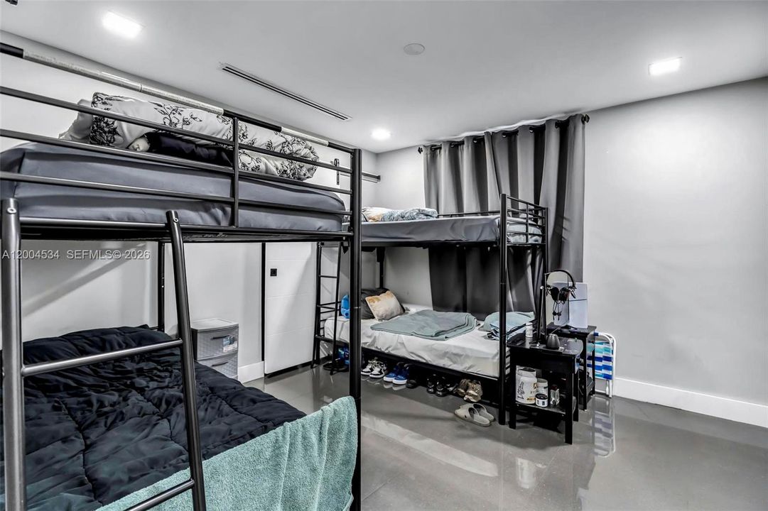 For Sale: $500,000 (3 beds, 2 baths, 0 Square Feet)