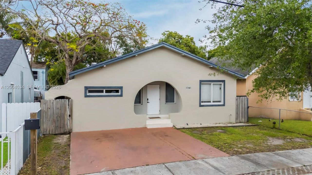 For Sale: $500,000 (3 beds, 2 baths, 0 Square Feet)