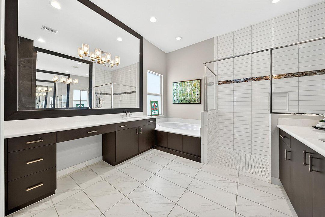 032-12833VenetoSpringsDrive