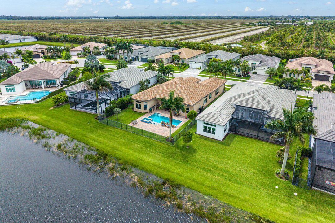 053-12833VenetoSpringsDrive