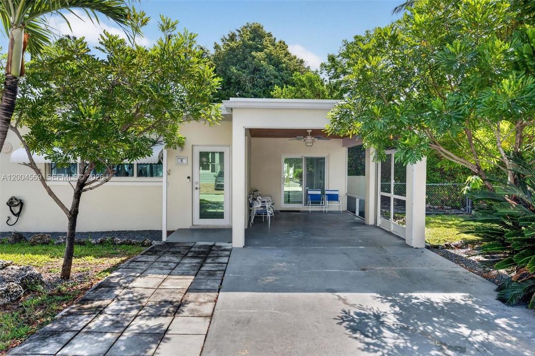 Tropical living less than an hour from Miami.