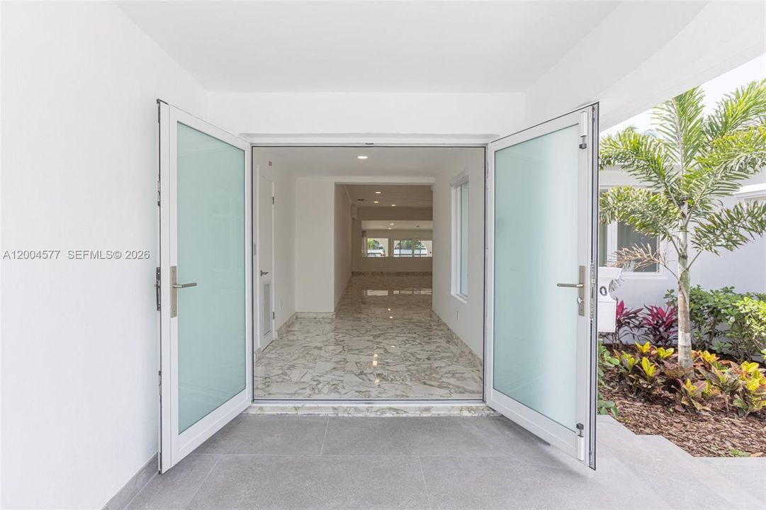 For Rent: $35,000 (4 beds, 4 baths, 4315 Square Feet)