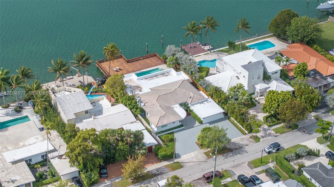 For Rent: $35,000 (4 beds, 4 baths, 4315 Square Feet)
