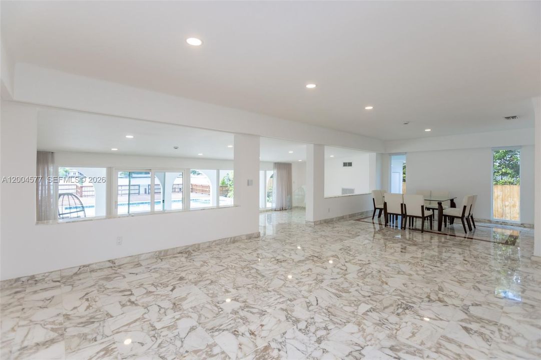 For Rent: $35,000 (4 beds, 4 baths, 4315 Square Feet)