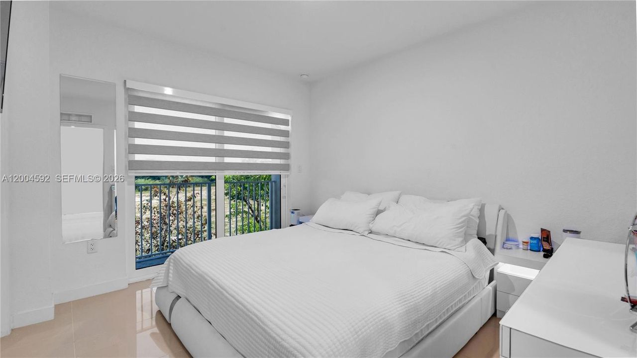 En Venta: $447,345 (4 camas, 3 baños, 1398 Pies cuadrados)