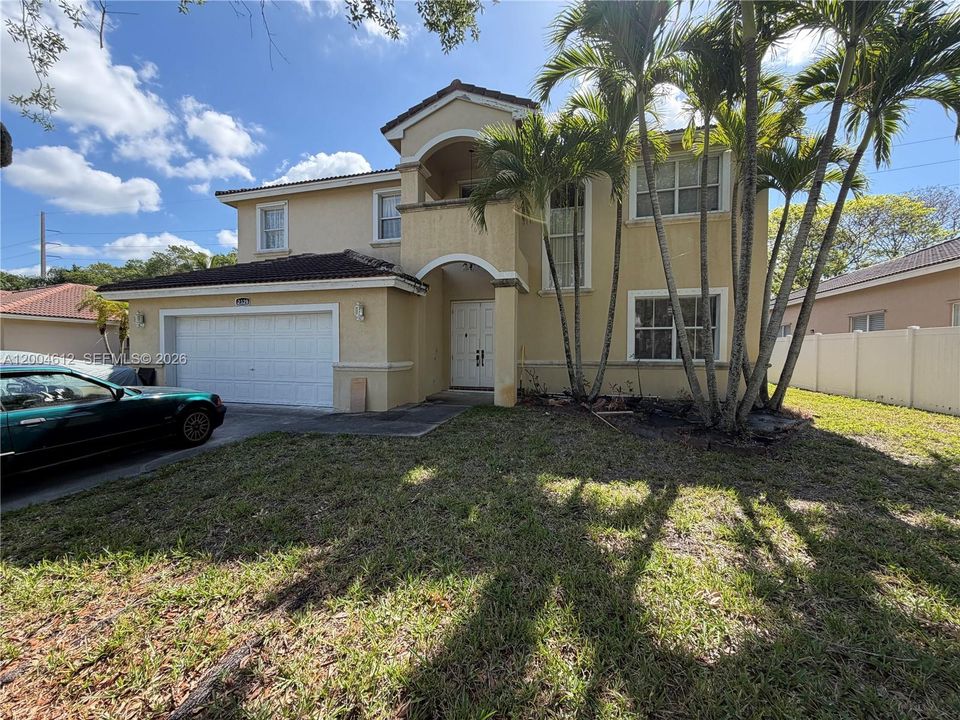 For Sale: $774,900 (5 beds, 3 baths, 2678 Square Feet)