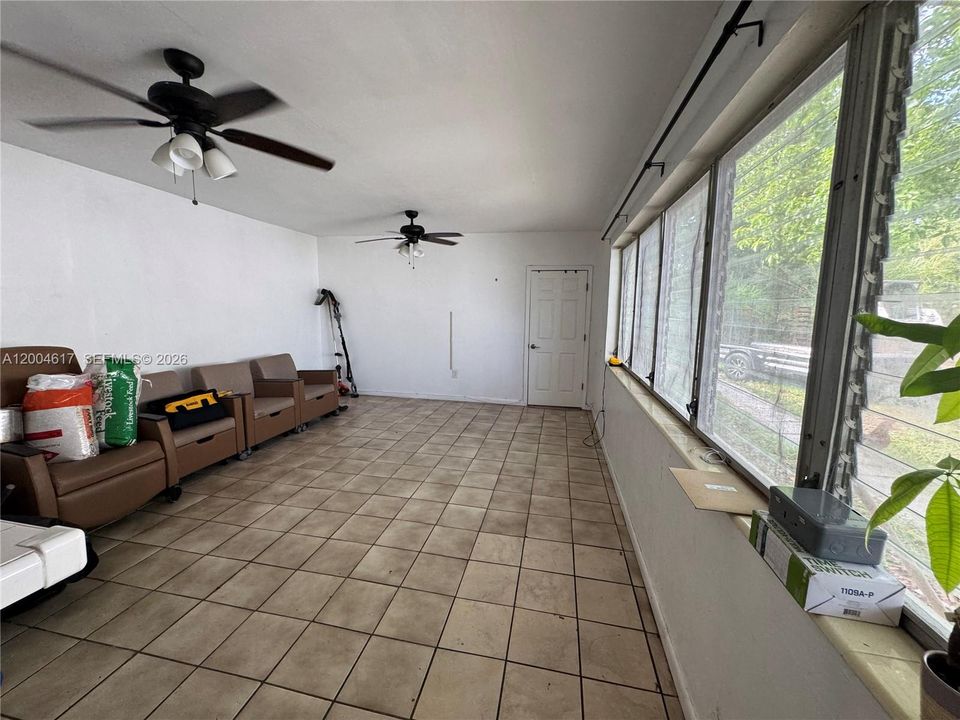 For Sale: $2,650,000 (7 beds, 4 baths, 4874 Square Feet)