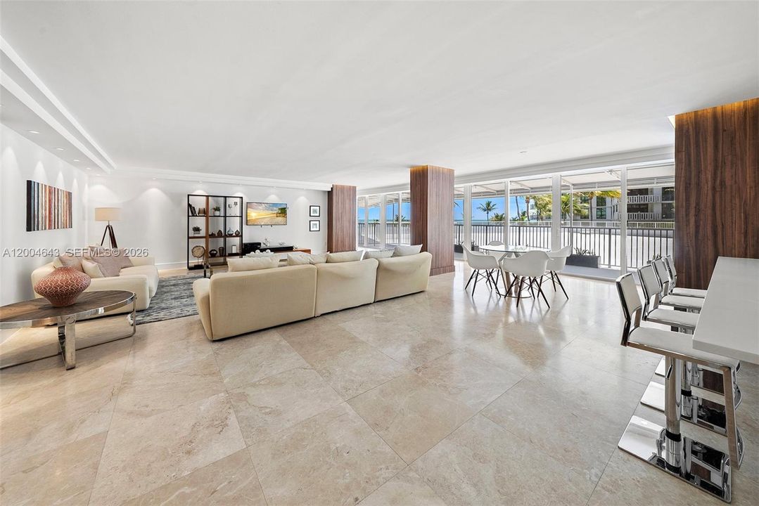 For Rent: $15,000 (3 beds, 3 baths, 2523 Square Feet)