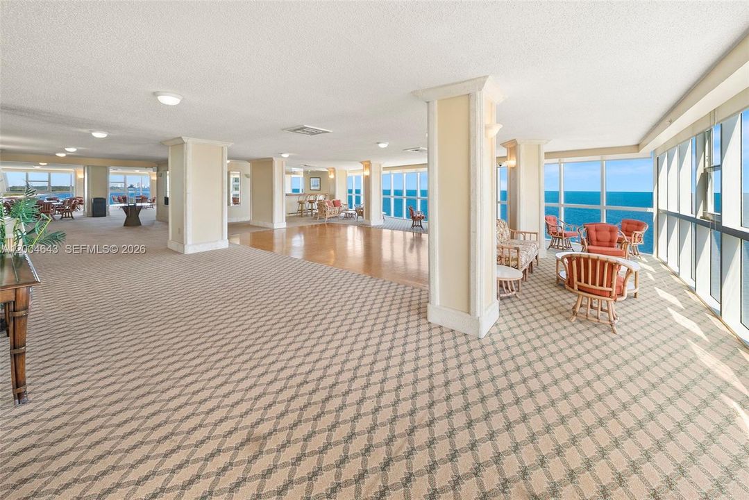 For Rent: $15,000 (3 beds, 3 baths, 2523 Square Feet)