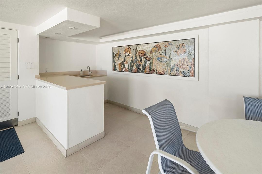 For Rent: $15,000 (3 beds, 3 baths, 2523 Square Feet)