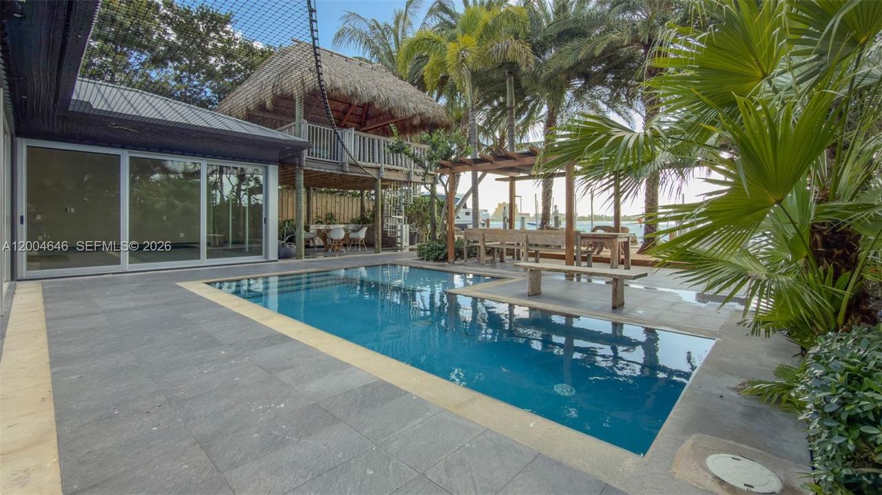 For Sale: $10,000,000 (4 beds, 4 baths, 2263 Square Feet)