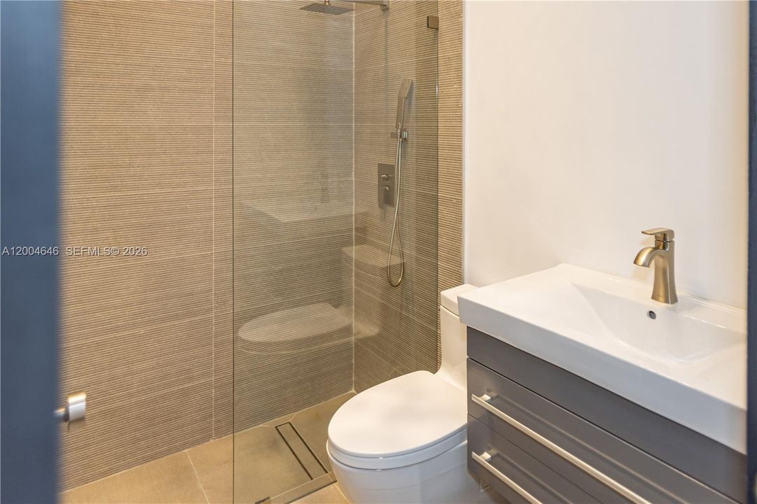For Sale: $10,000,000 (4 beds, 4 baths, 2263 Square Feet)