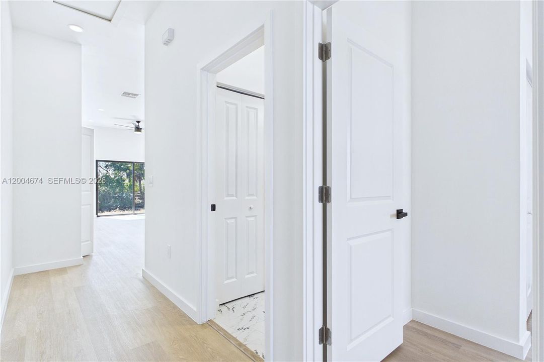 For Sale: $599,000 (0 beds, 0 baths, 2316 Square Feet)