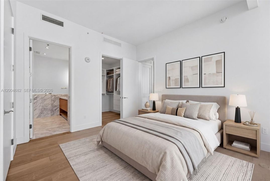 Recientemente alquilado: $9,900 (2 camas, 2 baños, 1102 Pies cuadrados)