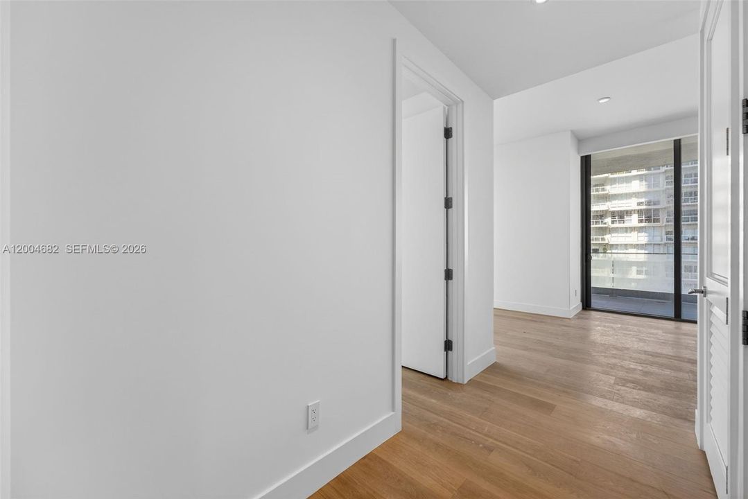 Recientemente alquilado: $9,900 (2 camas, 2 baños, 1102 Pies cuadrados)