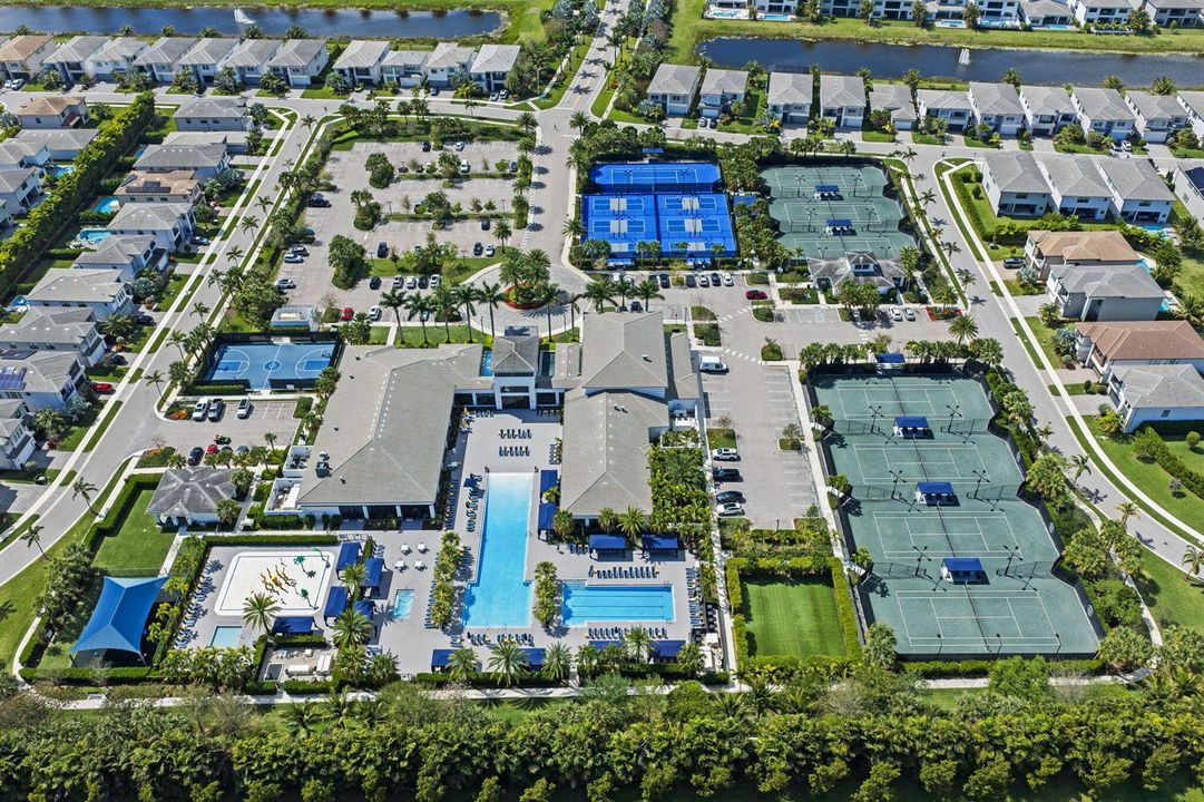 52-web-or-mls-8599-tower-bridge-ct