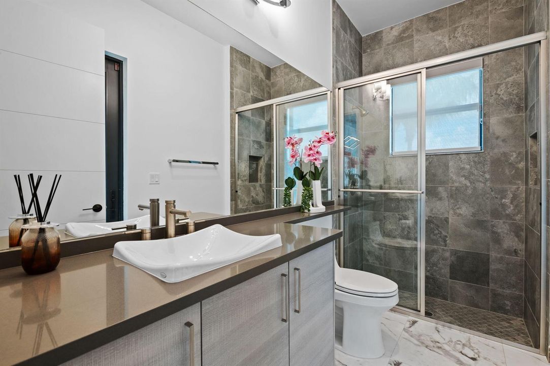 19-web-or-mls-8599-tower-bridge-ct
