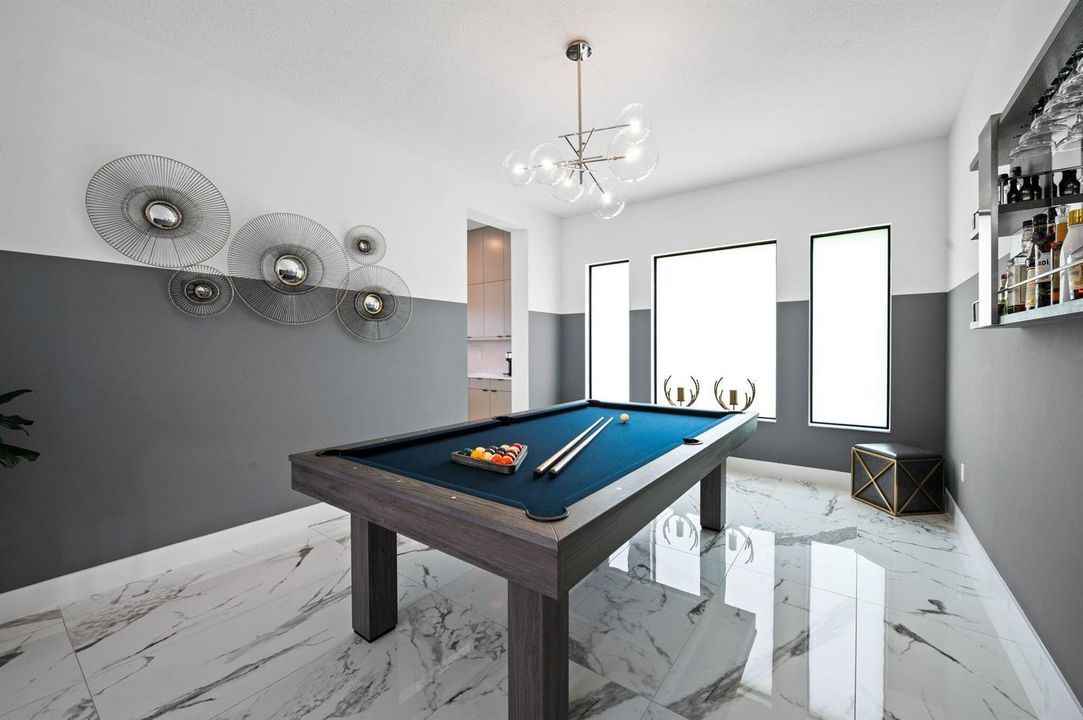 9-web-or-mls-8599-tower-bridge-ct