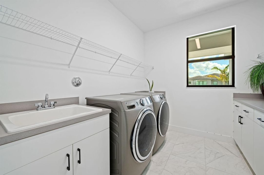 34-web-or-mls-8599-tower-bridge-ct