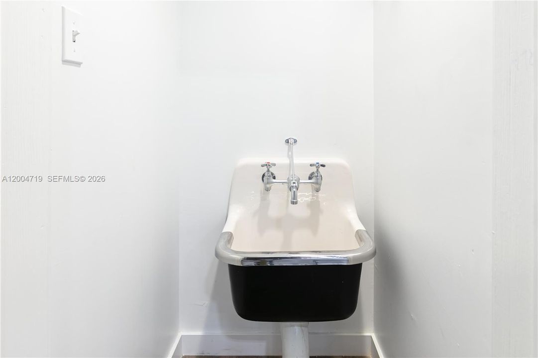 For Rent: $22 (0 beds, 0 baths, 0 Square Feet)