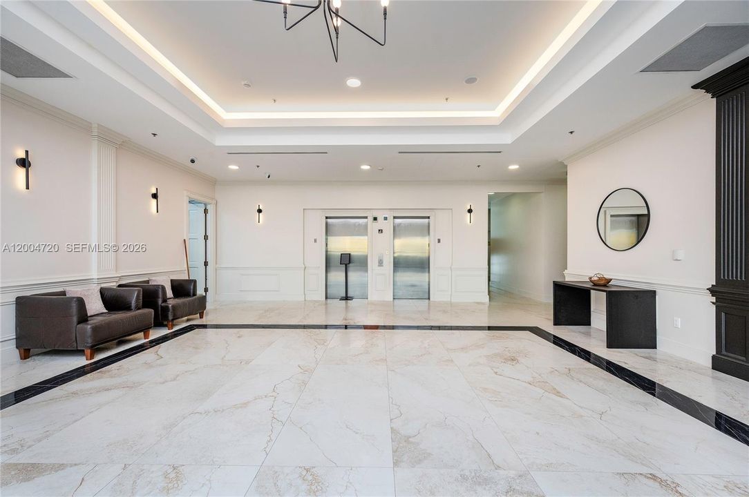 Недавно продано: $325,000 (1 спален, 1 ванн, 711 Квадратных фут)