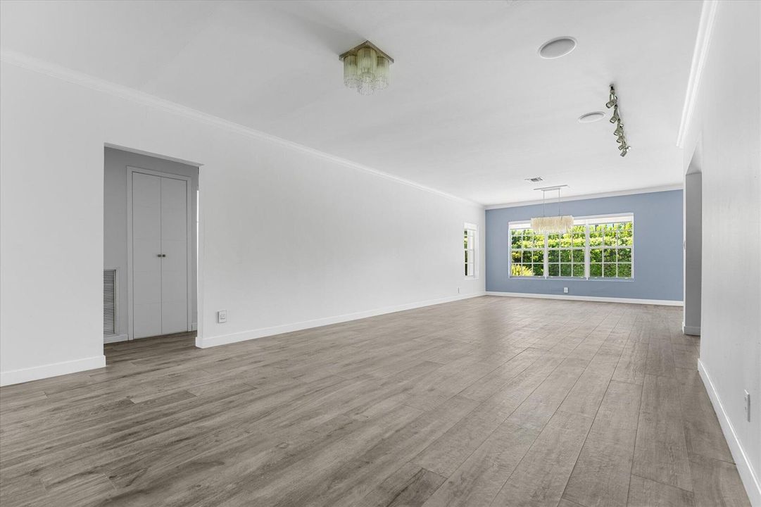 05-8934 Emerson Ave, Surfside-48