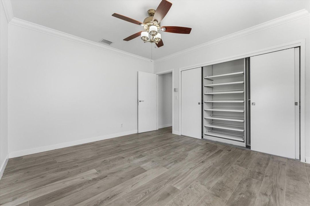 19-8934 Emerson Ave, Surfside-39