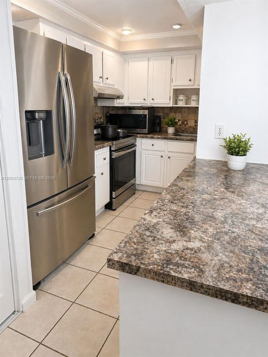 For Sale: $420,000 (3 beds, 2 baths, 1528 Square Feet)