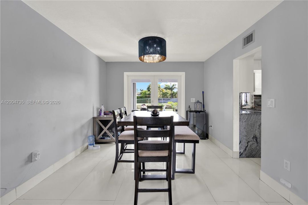 For Sale: $1,085,000 (4 beds, 3 baths, 2148 Square Feet)