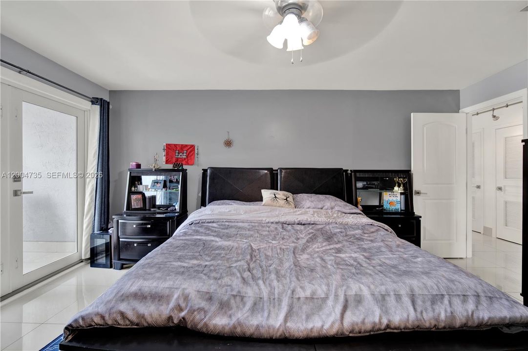 For Sale: $1,085,000 (4 beds, 3 baths, 2148 Square Feet)