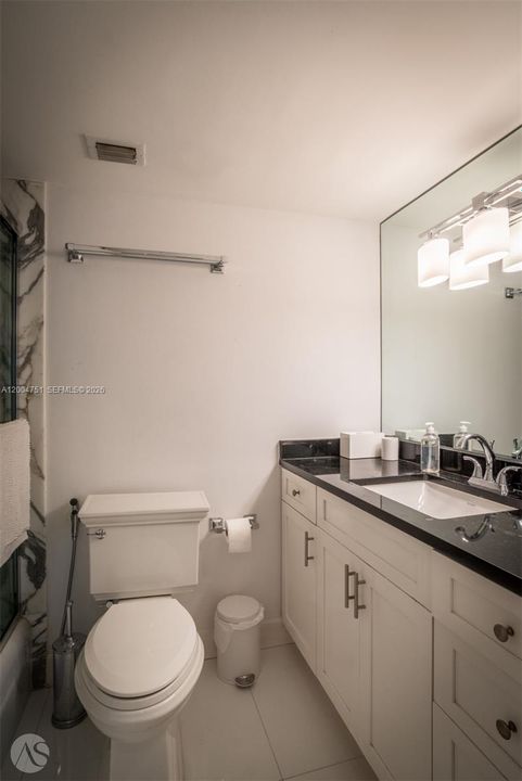Active With Contract: $6,800 (2 beds, 2 baths, 1260 Square Feet)