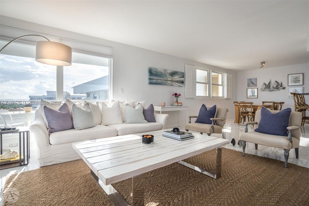 Active With Contract: $6,800 (2 beds, 2 baths, 1260 Square Feet)
