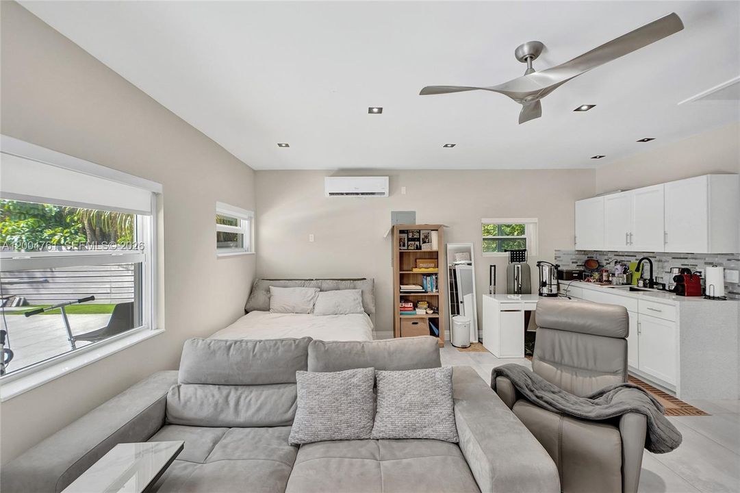 For Sale: $2,450,000 (5 beds, 3 baths, 0 Square Feet)