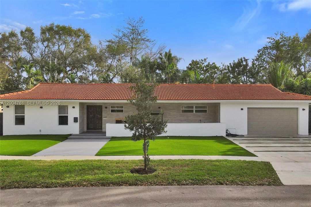 For Sale: $2,450,000 (5 beds, 3 baths, 0 Square Feet)