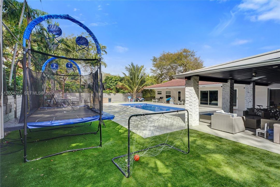 For Sale: $2,450,000 (5 beds, 3 baths, 0 Square Feet)