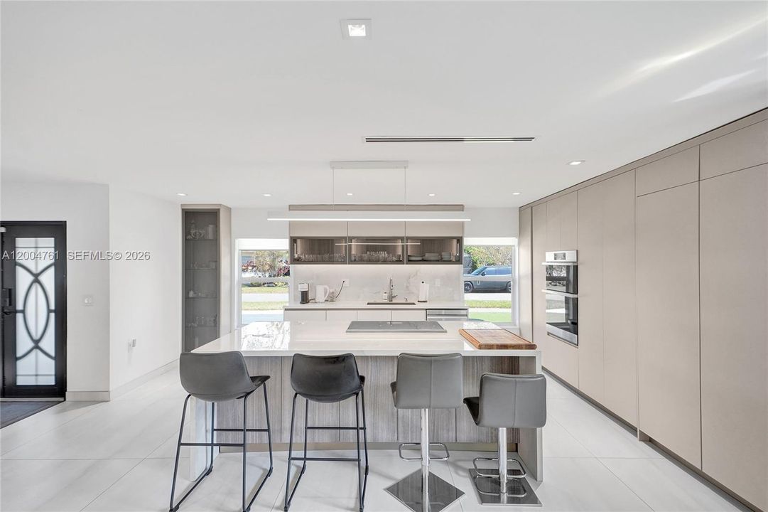 For Sale: $2,450,000 (5 beds, 3 baths, 0 Square Feet)