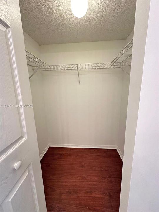 En Renta: $2,750 (2 camas, 2 baños, 1294 Pies cuadrados)