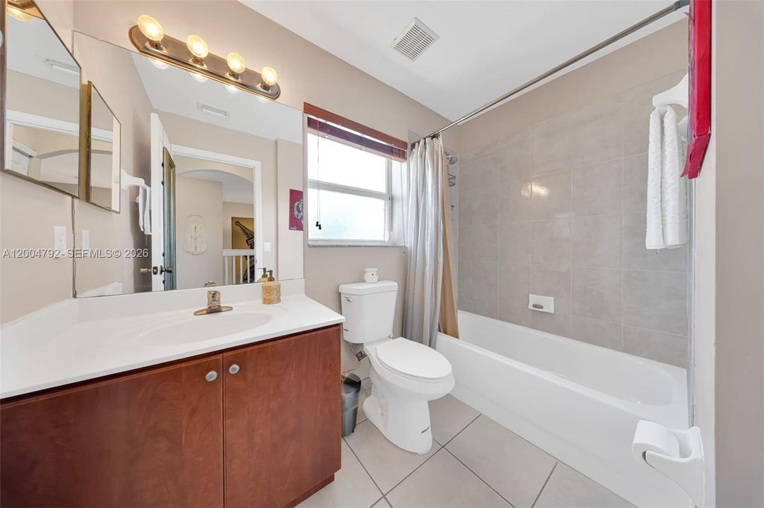For Sale: $479,000 (3 beds, 2 baths, 1812 Square Feet)