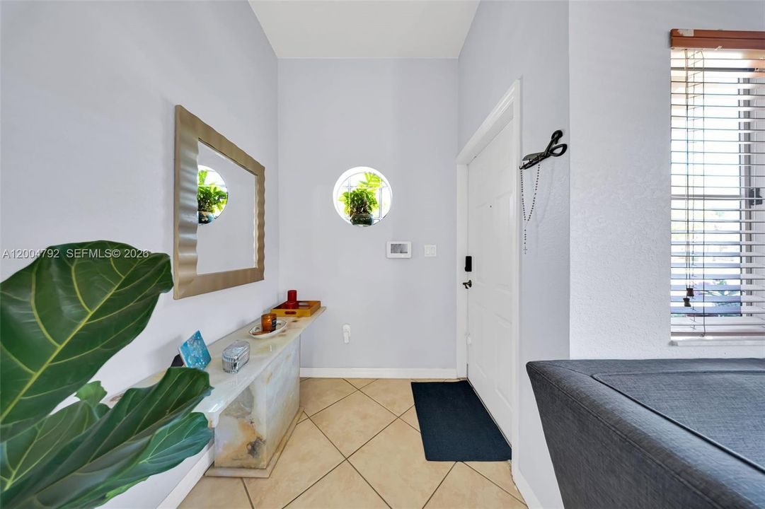 For Sale: $479,000 (3 beds, 2 baths, 1812 Square Feet)