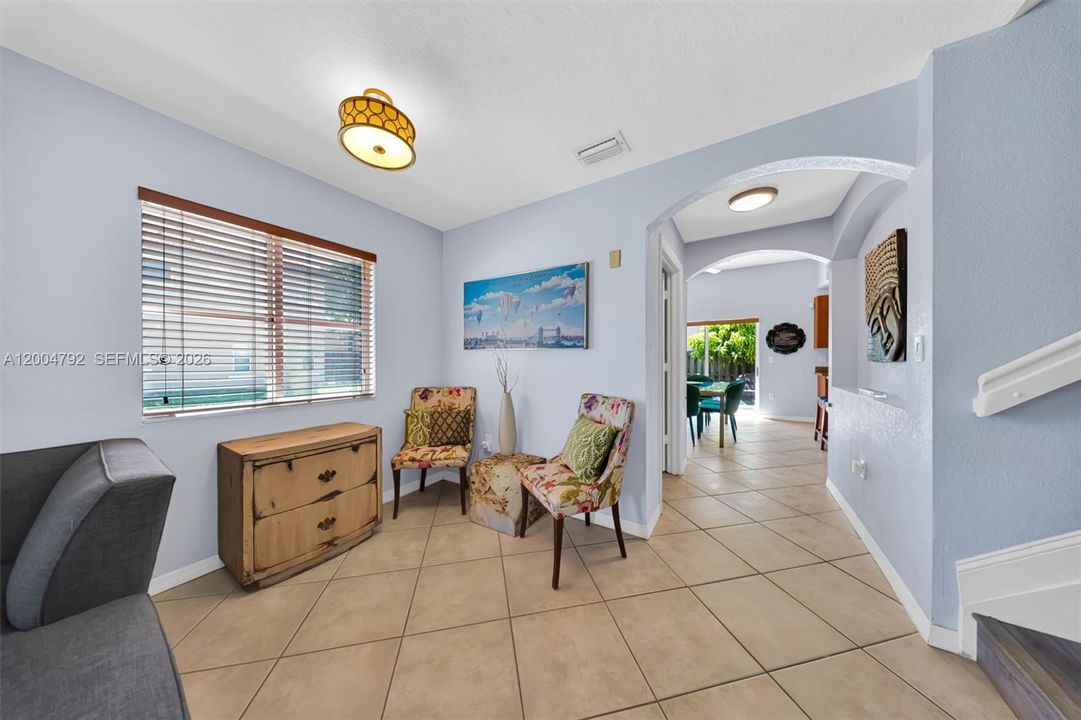 For Sale: $479,000 (3 beds, 2 baths, 1812 Square Feet)