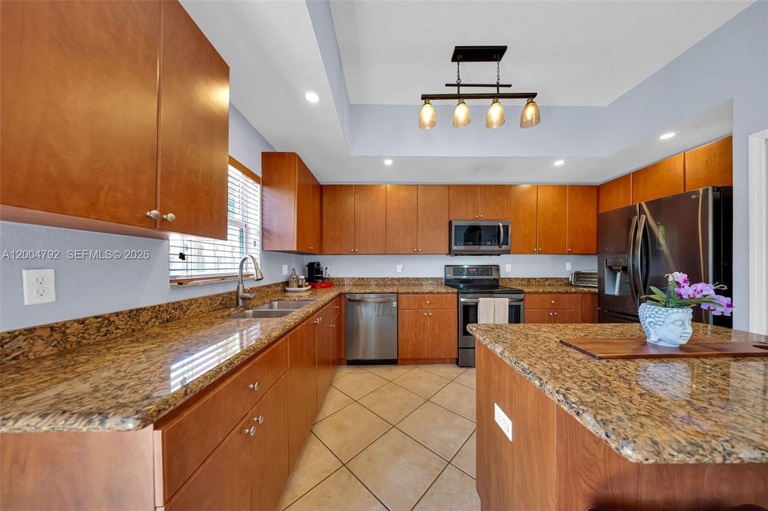For Sale: $479,000 (3 beds, 2 baths, 1812 Square Feet)
